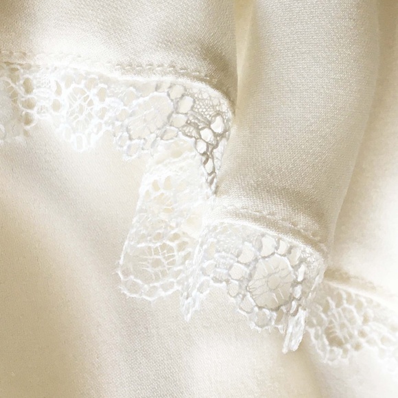 ALICE + OLIVIA "Monet" Ruffled Silk Halter Top NWT - Picture 8 of 16